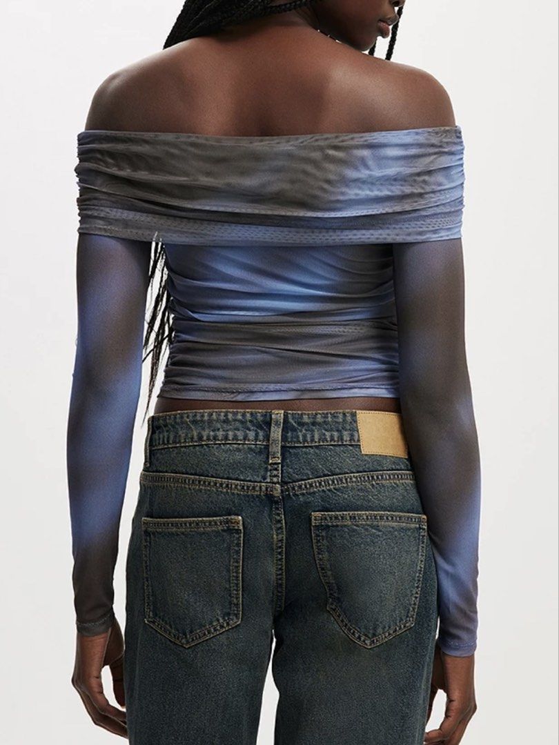 Cotton On off shoulder mesh longsleeve top (Category: Longsleeves) located in Paranaque City. Submitted by janicesab (Listing ID 1468707869, Image 2). Description: never worn body hugging.