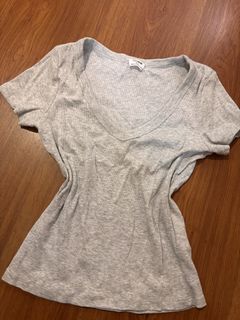 （分類：）位於 。 由 holy_yapper22 提交（商品編號 1468602073，圖片 1）。簡介： 。