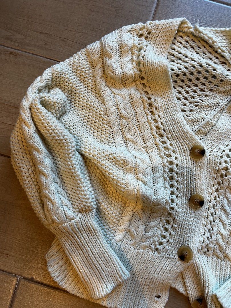 Cream cable knit button-up cardigan (Category: Coats, Jackets and Outerwear) located in Manila. Submitted by caseyandreaa2 (Listing ID 1468655283, Image 2). Description: Small - medium Pick up only Loc: BGC, Taguig, Metro Manila Book your own courier .
