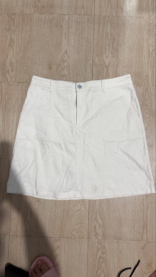 Cream Denim Skirt (Category: Skirts) located in Quezon City. Submitted by dinesaur (Listing ID 1468696646, Image 1). Description: 18 laid flat = 36 inches waist.