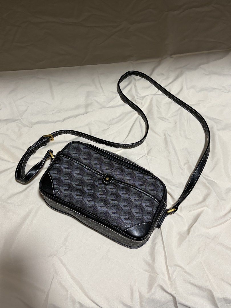 Cristy Ng Pedro Shoulder Bag (Category: Shoulder Bags) located in Pasig City. Submitted by chamoisee (Listing ID 1468661308, Image 1). Description: Cristy Ng Pedro Shoulder Bag brandnew condition Used twice only 3,299 retail price DM FOR FASTER TRANSACTION 📩 .