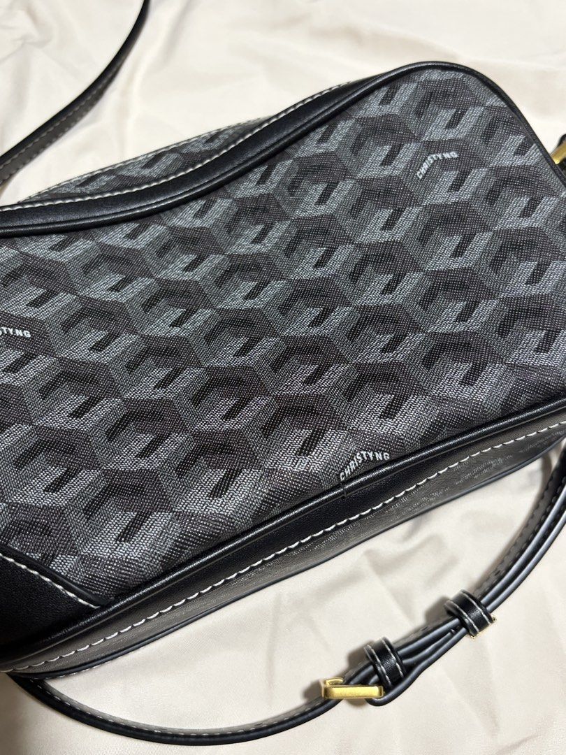 Cristy Ng Pedro Shoulder Bag (Category: Shoulder Bags) located in Pasig City. Submitted by chamoisee (Listing ID 1468661308, Image 3). Description: Cristy Ng Pedro Shoulder Bag brandnew condition Used twice only 3,299 retail price DM FOR FASTER TRANSACTION 📩 .