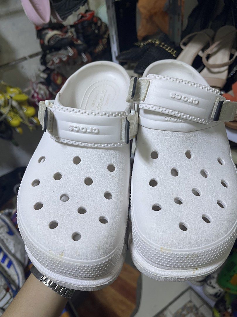 Crocs Clogs 10 Us Men (Category: Sandals) located in Cagayan de Oro. Submitted by leehanfinds (Listing ID 1468553436, Image 2). Description: .