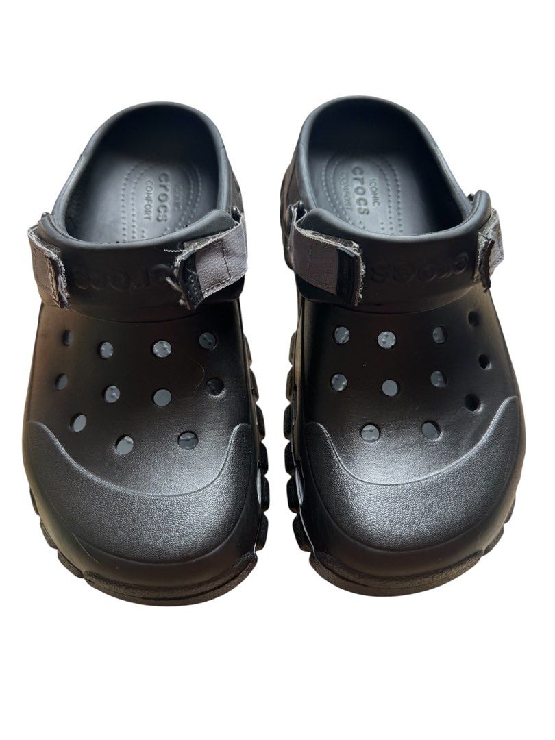 Crocs Offroad Sports Clogs (Category: Slippers & Slides) located in Kabankalan. Submitted by secondhandgemsz (Listing ID 1468522884, Image 3). Description: Size 7 Mens Like New NonFlaws Authentic .