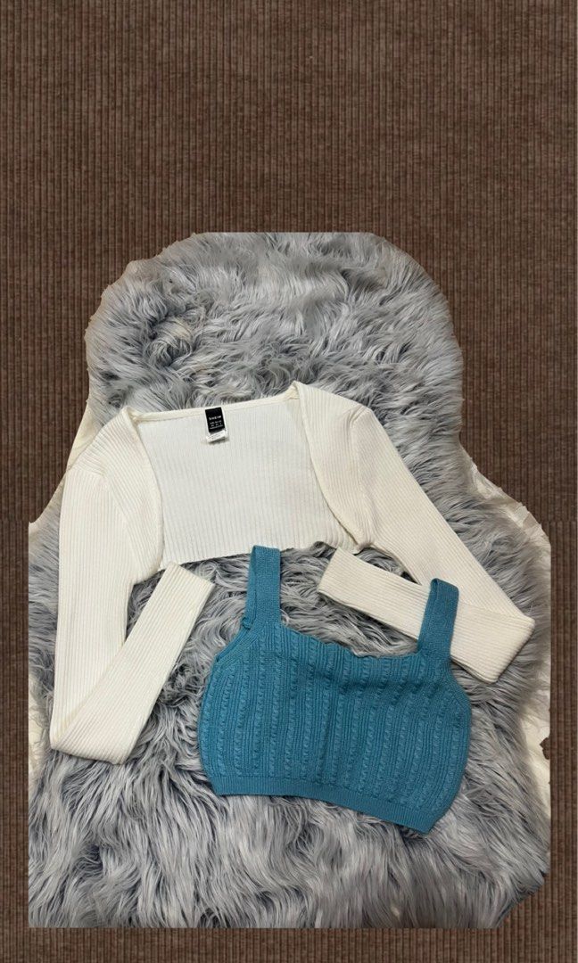 crop top with longsleeves (Category: Others Tops) located in Mabalacat. Submitted by rareflower.82ac1f (Listing ID 1468628352, Image 1). Description: .