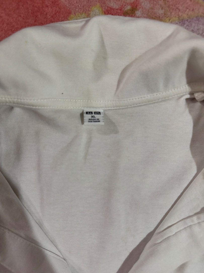Cropped Polo Top(White) (Category: Blouses) located in Quezon City. Submitted by mhyloves21 (Listing ID 1468515479, Image 2). Description: Originally bought at SM Fairview ((Preloved).