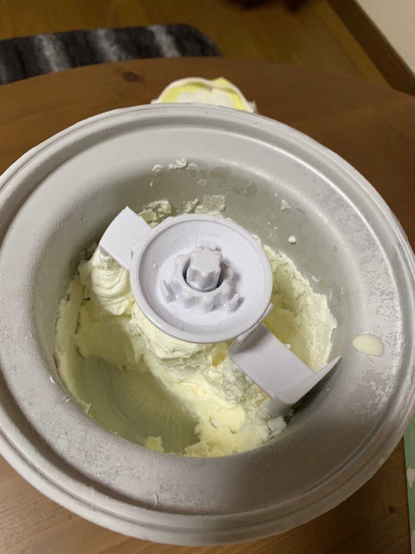 Cuisinart Soft Serve Ice Cream Maker (Category: Ice-cream Makers) located in Manila. Submitted by jeanmanlapig.f6bd51 (Listing ID 1468595476, Image 3). Description: - Authentic Cuisinart soft serve ice cream maker in stylish white - Dispenses freshly made soft serve directly into cones or bowls - Features a built-in mixing paddle inside the freezer bowl for perfect texture - Clean unit and in great working condition - Fun and easy appliance for f