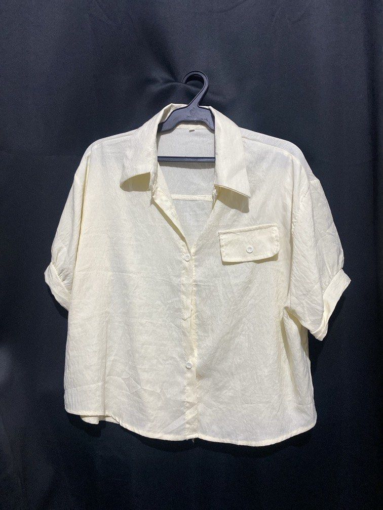 Cute Yellow Top (Category: Dresses) located in Paranaque City. Submitted by things.jesspreloved (Listing ID 1468592392, Image 1). Description: .