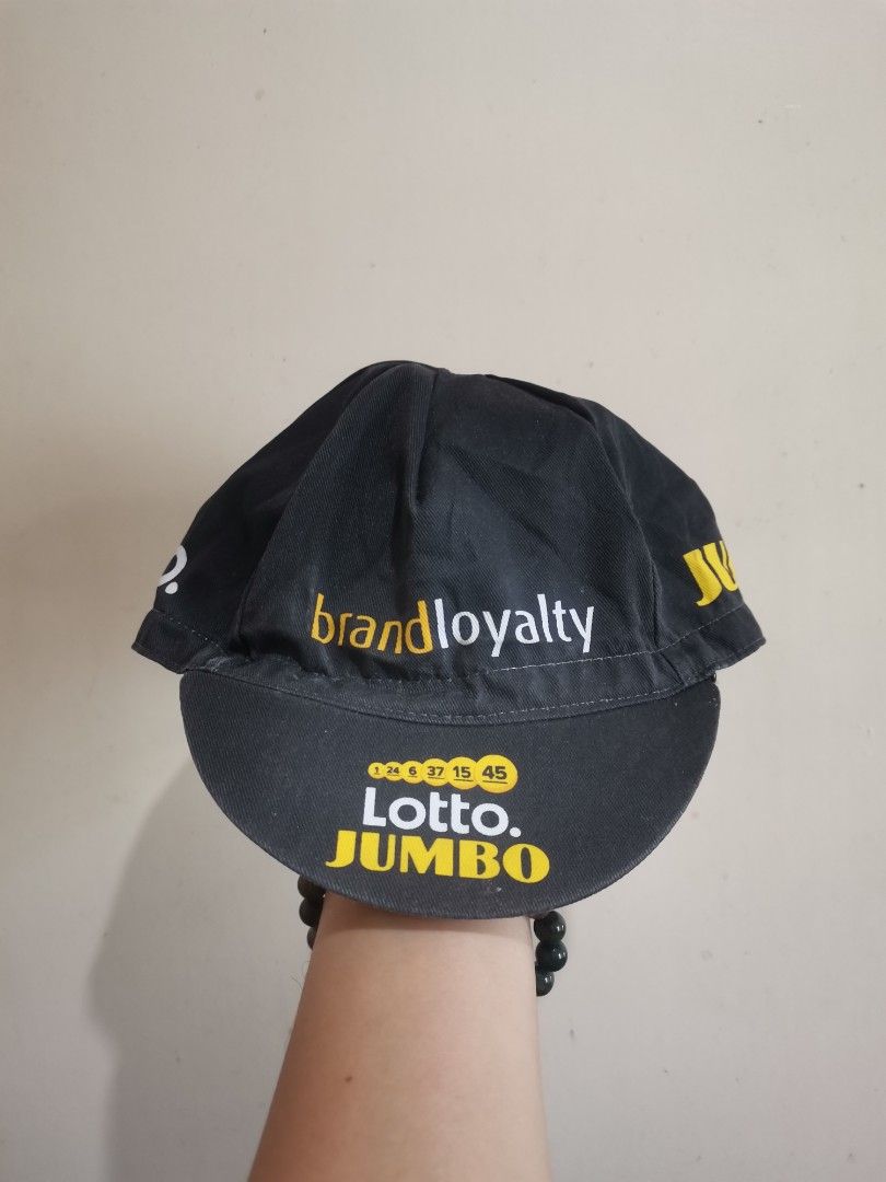 Cycling cap (made in italy) (Category: Caps & Hats) located in Davao. Submitted by marcio17 (Listing ID 1468536251, Image 1). Description: Very good condition 8 color rate Needwash 499 freeshipping only.