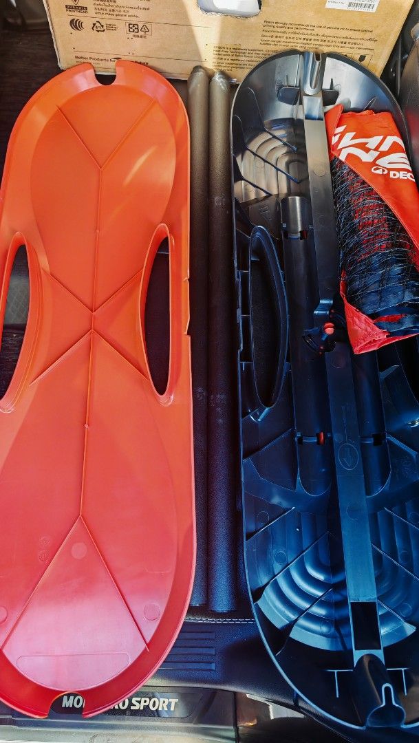 Decathlon Portable Badminton Net Set (Category: Racket and Ball Sports) located in Quezon City. Submitted by hans1118 (Listing ID 1468563192, Image 1). Description: - Portable Decathlon badminton net for on-the-go fun - Quick, tool-free setup in just minutes - Packs compactly into its own base for easy storage and transport - Complete set includes base, two vertical poles, and the net - Ideal for backyard games, park trips, and impromptu matches.