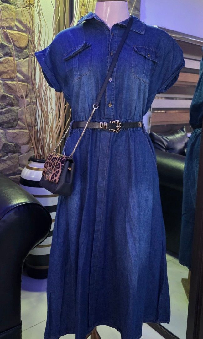 Denim dress maxi (Category: Dresses) located in Apalit. Submitted by mjtwicedstyle_de_ap (Listing ID 1468709580, Image 2). Description: preloved denim maxi dress medium-large.