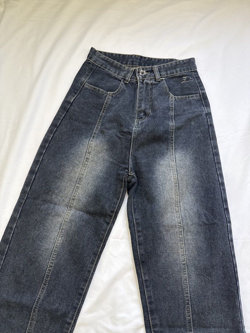 DENIM JEANS (Category: Jeans) located in General Trias. Submitted by fellasunshine (Listing ID 1468651450, Image 1). Description: - rfs decluttering - no flaws - personal item.