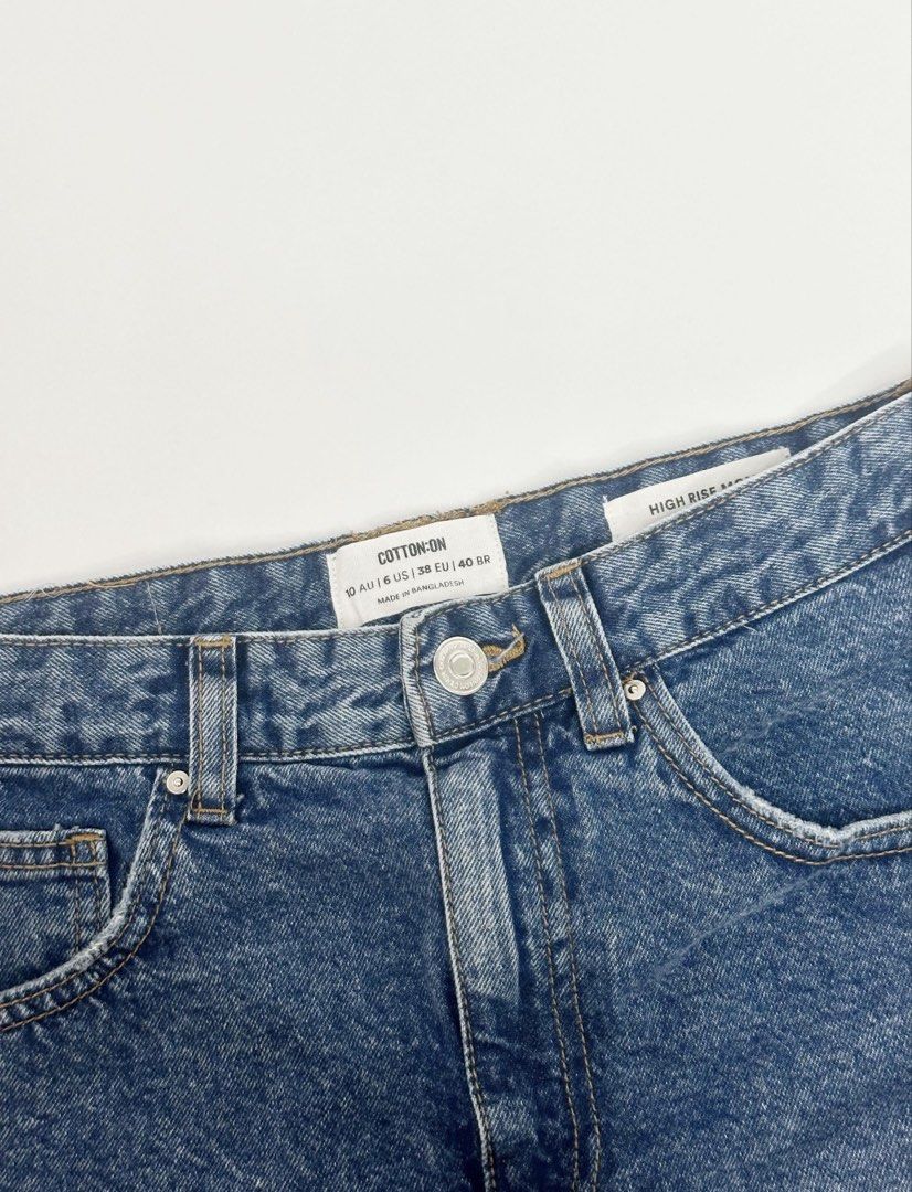 denim shorts (Category: Shorts) located in Taguig. Submitted by shoppiaholic (Listing ID 1468538597, Image 2). Description: .