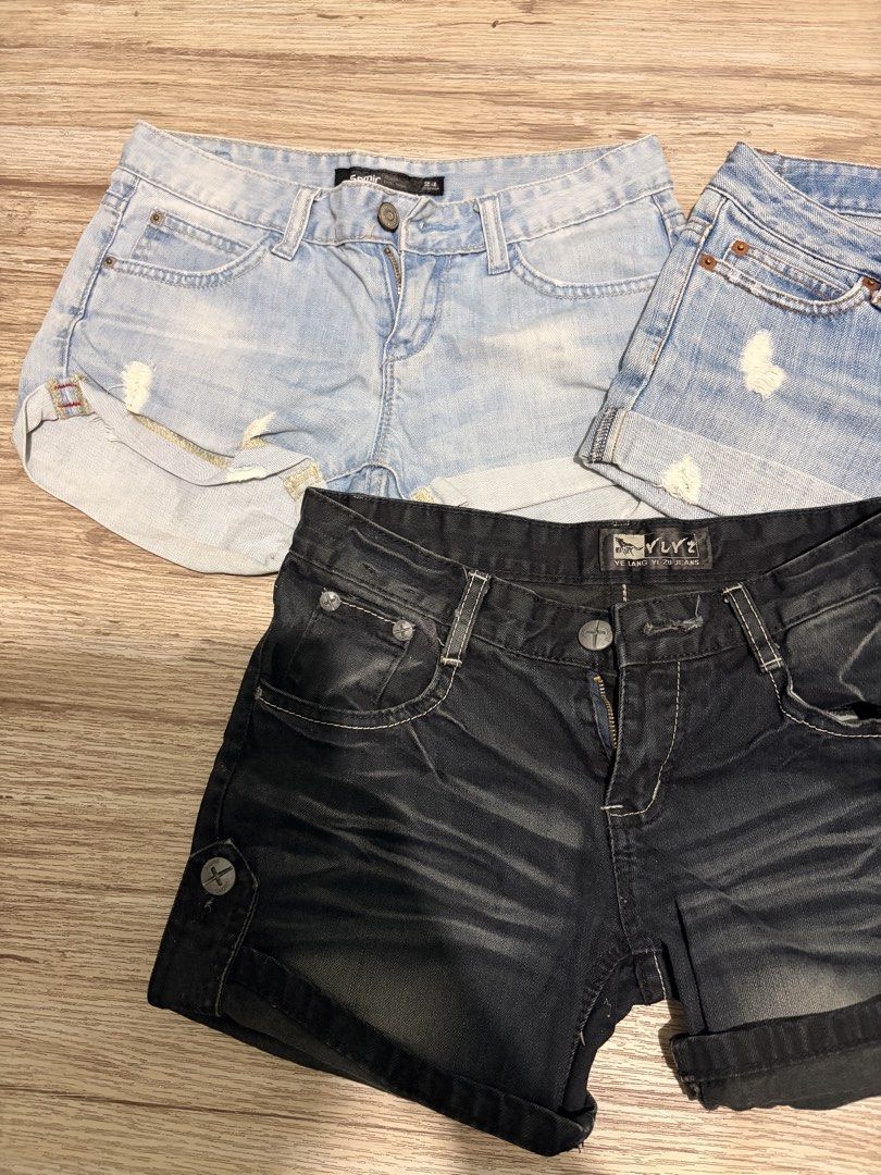 Denim Shorts (Category: Shorts) located in Manila. Submitted by clothesandcollectibles (Listing ID 1468585268, Image 2). Description: Denim shorts women’s, take all 3 for 160 pesos. All in good condition. Sizes - Small - Medium .