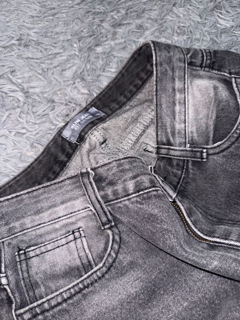 Denim Washed Pants (Category: Jeans) located in Quezon City. Submitted by ashhaul (Listing ID 1468570885, Image 2). Description: .