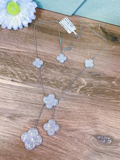 (Category: ) located in . Submitted by primejewelry (Listing ID 1468619784, Image 1). Description: .