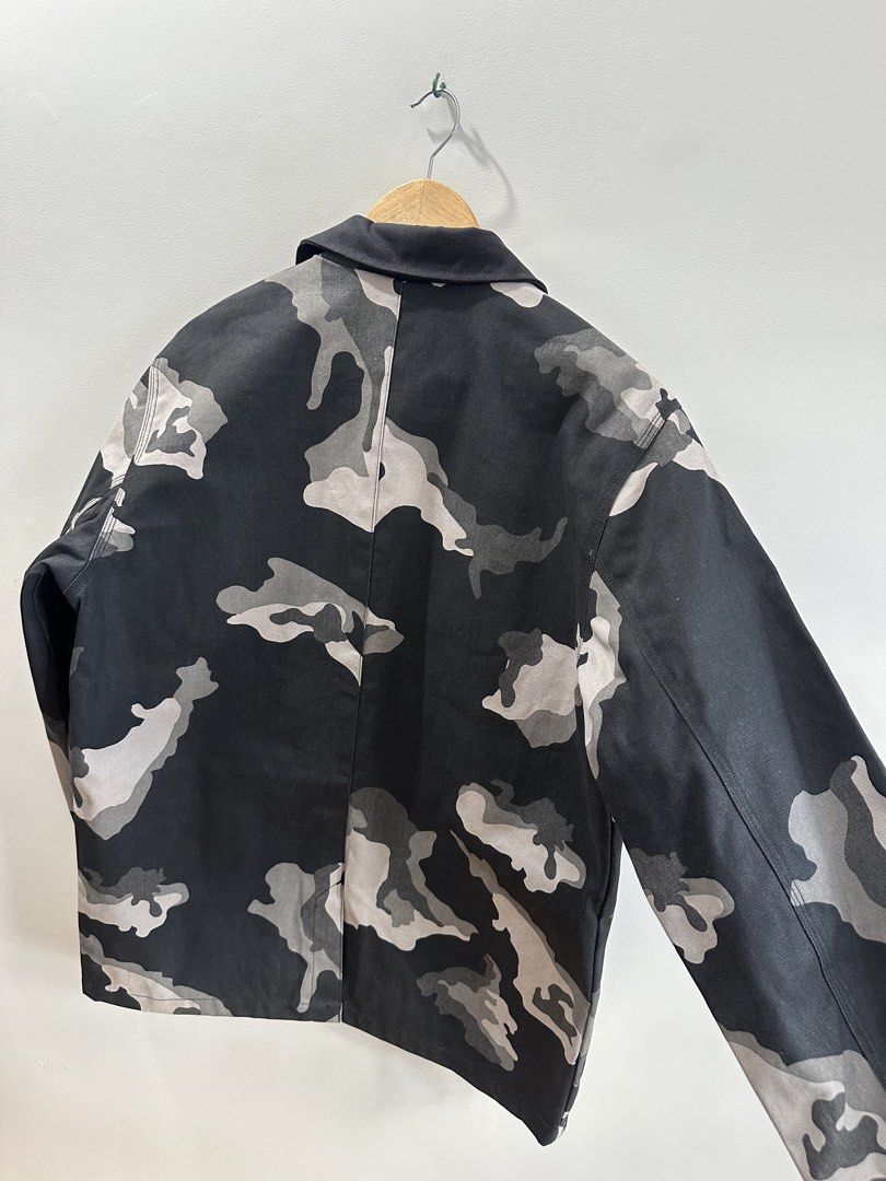 Dickies Camo Chore Work Jacket (Category: Coats, Jackets and Outerwear) located in Baguio. Submitted by .daryl (Listing ID 1468642708, Image 2). Description: 22 width 30 length .
