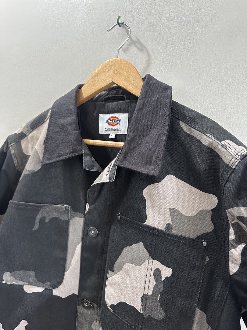Dickies Camo Chore Work Jacket (Category: Coats, Jackets and Outerwear) located in Baguio. Submitted by .daryl (Listing ID 1468642708, Image 3). Description: 22 width 30 length .