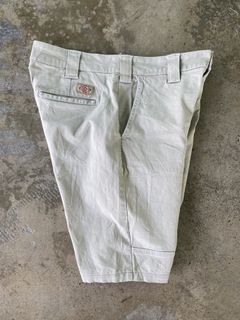 (Category: ) located in . Submitted by vanthriftfinds5 (Listing ID 1468526818, Image 1). Description: .