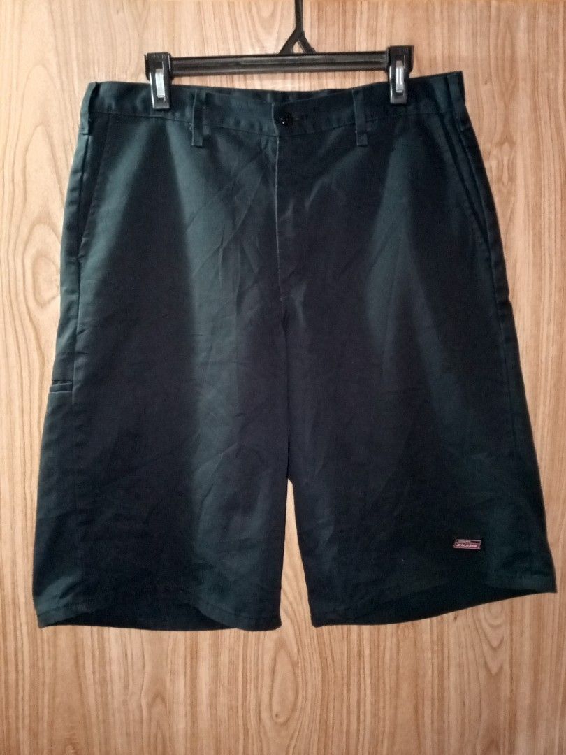 Dickies genuine double patch (Category: Chinos) located in Siquijor. Submitted by jallthi4_12345 (Listing ID 1468656970, Image 1). Description: 34 waistline 24 length 12 hem no issue MOP-gcash JNT EXPRESS courier.