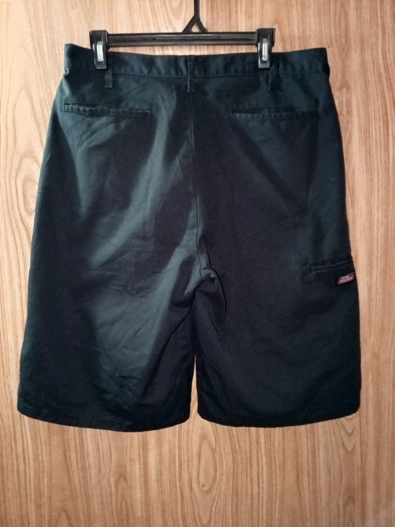 Dickies genuine double patch (Category: Chinos) located in Siquijor. Submitted by jallthi4_12345 (Listing ID 1468656970, Image 3). Description: 34 waistline 24 length 12 hem no issue MOP-gcash JNT EXPRESS courier.