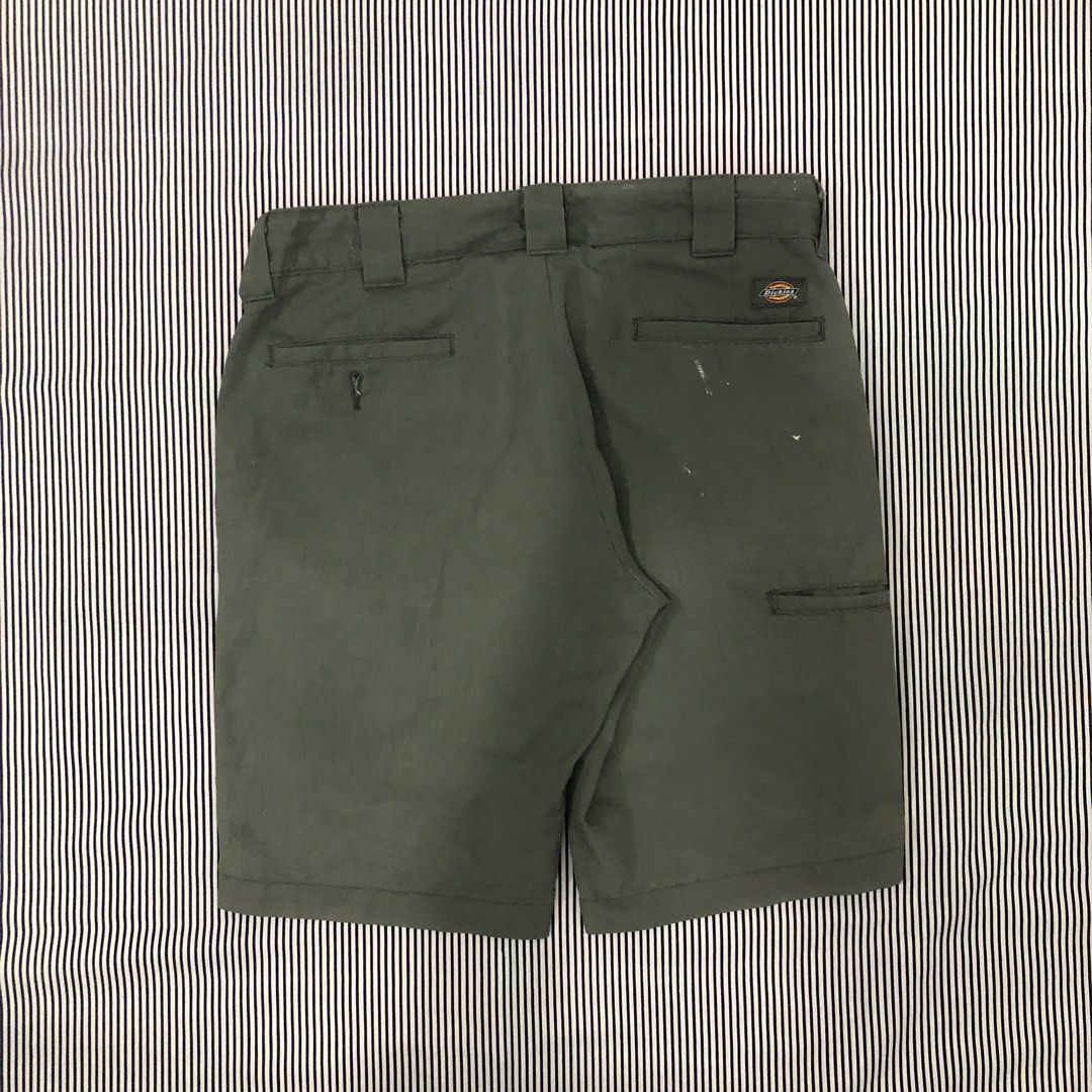 Dickies Gray Work Shorts (Category: Shorts) located in Angeles City. Submitted by gray_thrift8 (Listing ID 1468558154, Image 3). Description: Dimensions: 33-34 width 21 length 13.5 thigh 10 hem Issue: Paint stains and faded Need wash Pm!.