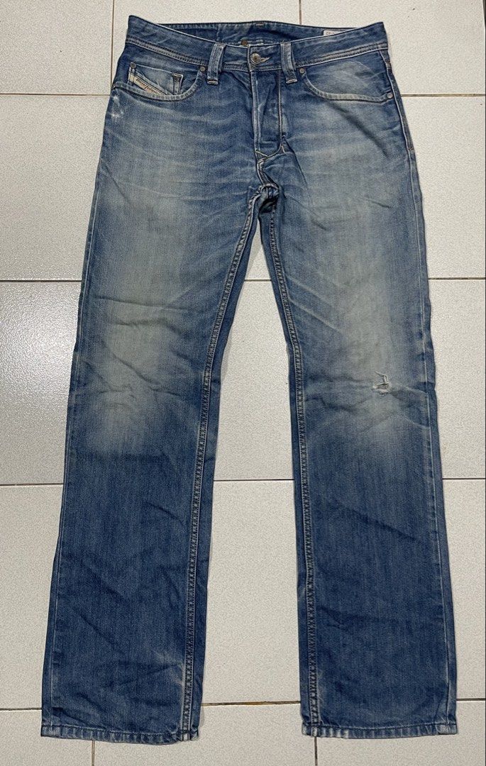 Diesel Jeans (Category: Jeans) located in Mandaue City. Submitted by MJ_80 (Listing ID 1468651617, Image 2). Description: Mens Diesel Larkee Regular Straight Semi Stretch Size 30 on tag Fits 30-31 Waist See photos for measurements Color Rate & Condition: 9.5/10 Price: 1,300 .