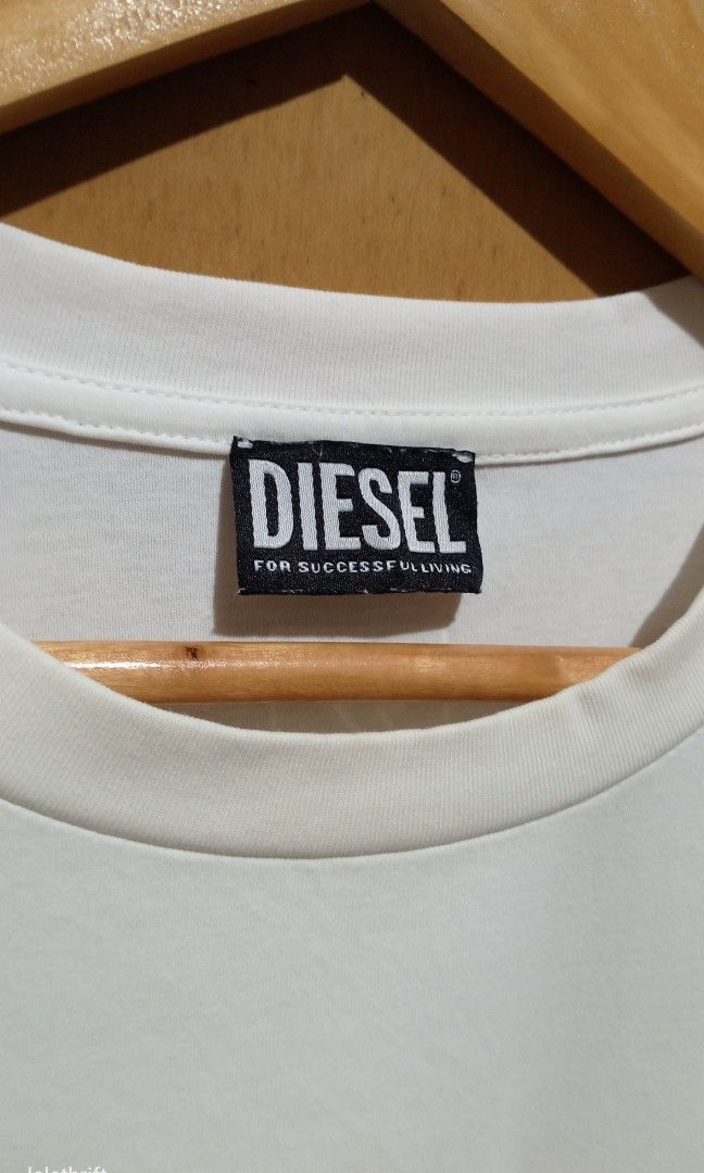 DIESEL pocket tee (Category: Tshirts & Polo Shirts ) located in Batangas. Submitted by lelethrift.com (Listing ID 1468650016, Image 2). Description: DIESEL pocket tee Size: Medium to Large Complete tags with Qr and 12 digit serial number Ready to wear, napa laundry na para sa maarte No issue, 10/10 color rate wag na baratin.