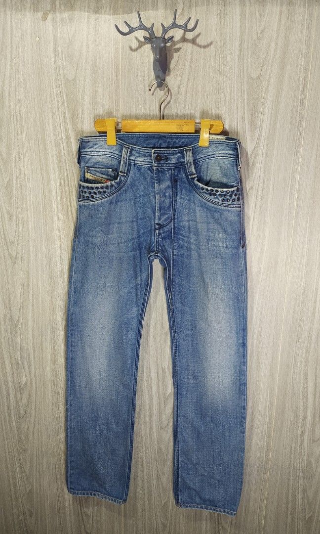 Diesel Timmen Denim Jeans (Category: Jeans) located in Naga. Submitted by secondspinv2 (Listing ID 1468669776, Image 1). Description: Diesel Timmen Denim Jeans ✅Size: 31 ✅Length: 42 ✅Hem: 8 ✅Color Rate: 9.5/10 ✅No Issue ✅Need Wash ✅Location: Bicol Naga City, Camarines Sur ✅Courier: J&T Express/Flash Express ✅MOP: Gcash only.