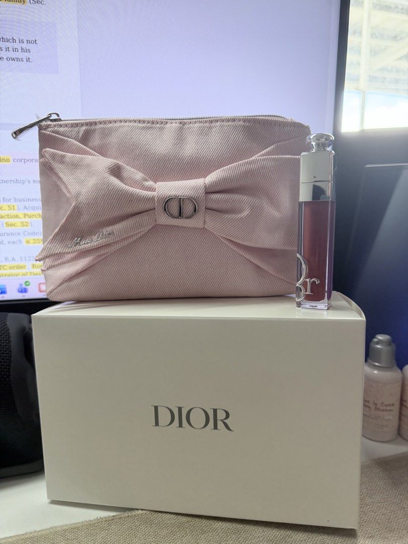 Dior Pink Bow Pouch with Dior Lip Maximizer (Category: Makeup) located in Bulacan. Submitted by karisma_noverra (Listing ID 1468507235, Image 1). Description: Bundle deal Shade 037.