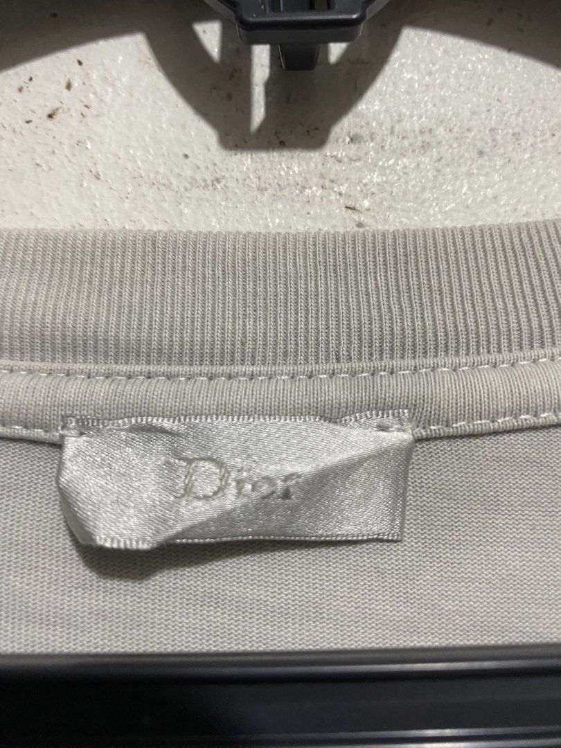DIOR SHIRT (Category: Tshirts & Polo Shirts ) located in Manila. Submitted by brndn.rgld (Listing ID 1468667051, Image 3). Description: 23.5 Width 28.5 Length Excellent condition Baby hairline not visible Dm ur sure offer only.