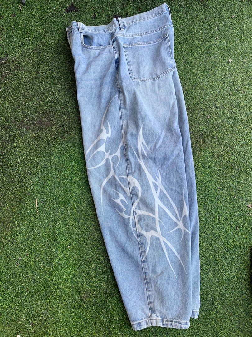 Discernment Y2k Baggy (Category: Jeans) located in Carmen. Submitted by fukqueazz (Listing ID 1468626872, Image 2). Description: DISCREMENT W 34/ L 45/ Thigh 17/ LO 8 GOOD CONDITION NO ISSUES HARD DENIM 📍Cebu carmen JnT Express.
