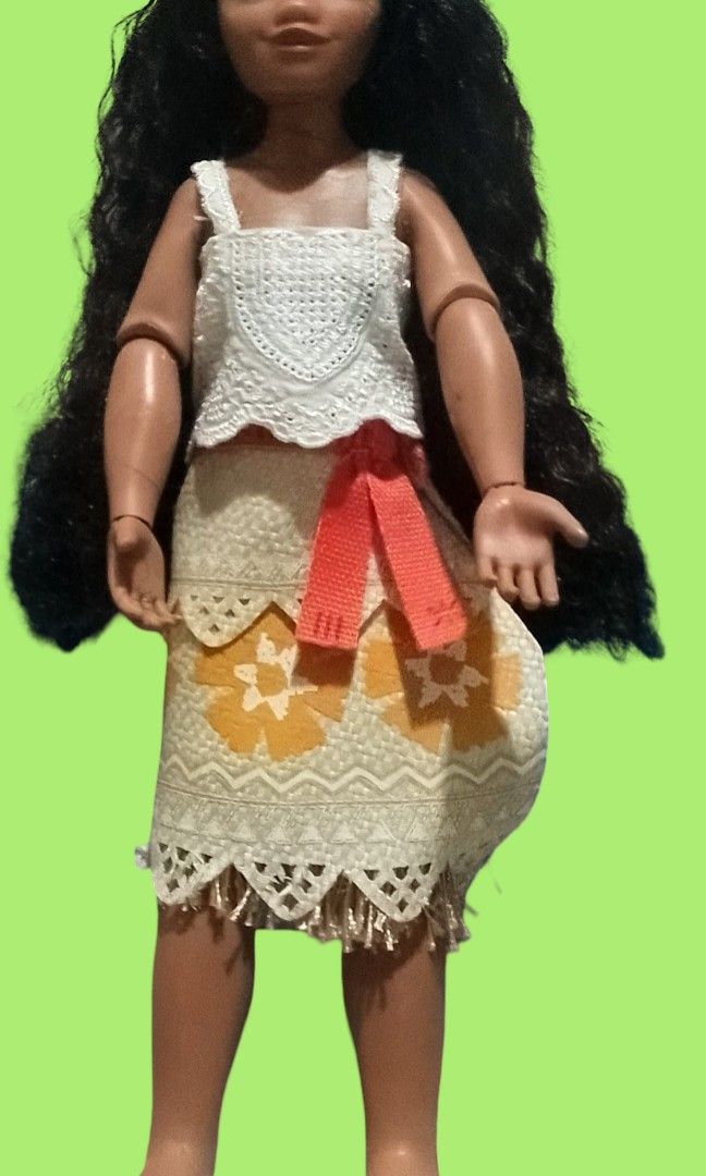 Disney Moana doll (Category: Interactive Toys) located in Marikina City. Submitted by alie.4876 (Listing ID 1468503438, Image 1). Description: .