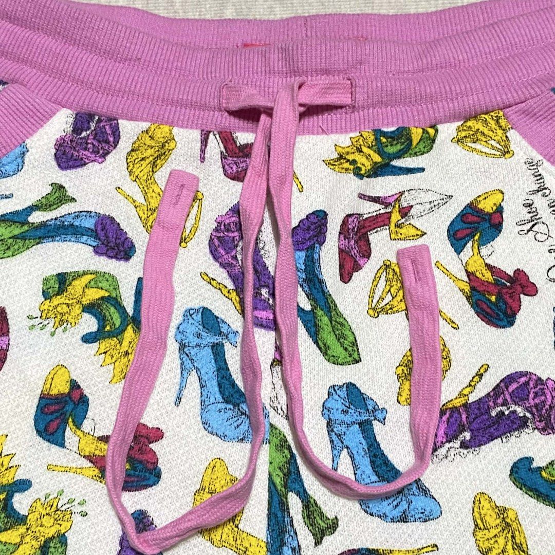 Disney Short (Category: Shorts) located in Mabalacat. Submitted by stellargarments (Listing ID 1468539130, Image 2). Description: Size : 27-34 Length : 13 Condition : 9.8/10 SUPER SOLID!!!! GANDA NG DETAILS WITH 2 POCKETS COMPLETE TAGS SUPER NICE & KINIS! VERY COMFY & SMOOTH ON SKIN NEED WASH NO MAJOR STAIN FRESH FROM BALE.