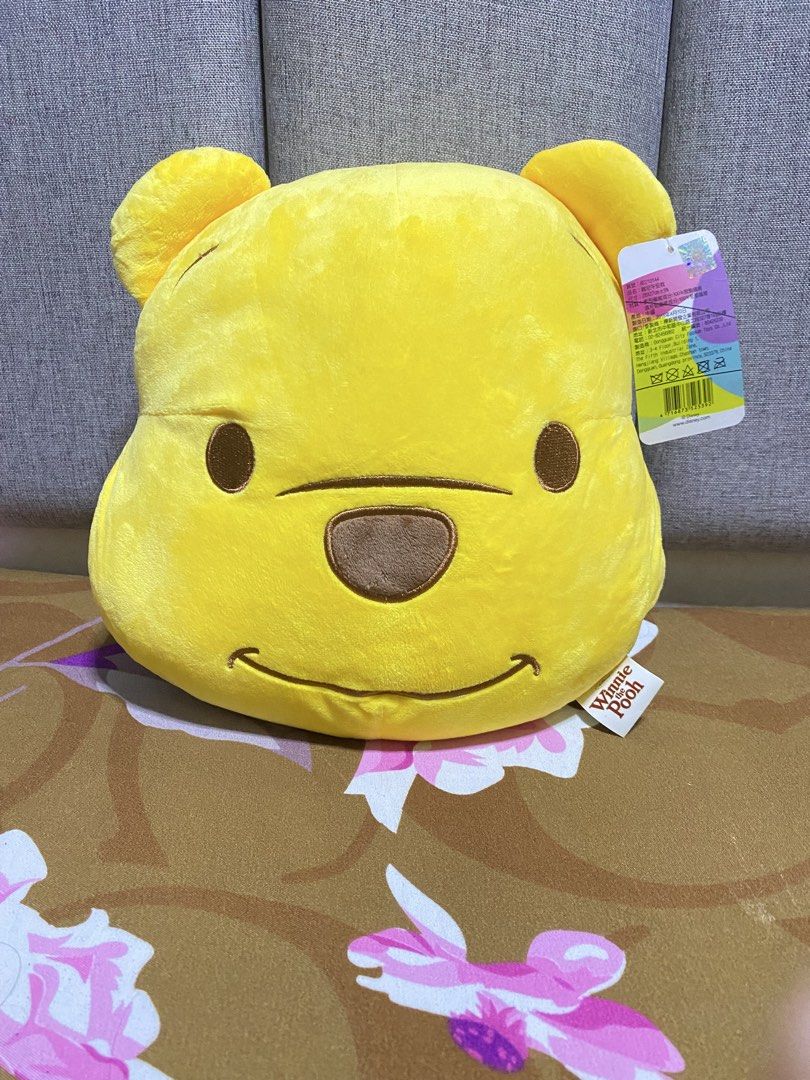 Disney Winnie the Pooh Pillow Head (Category: Plushies & Soft Toys) located in Los Banos. Submitted by chus.things (Listing ID 1468550045, Image 2). Description: .