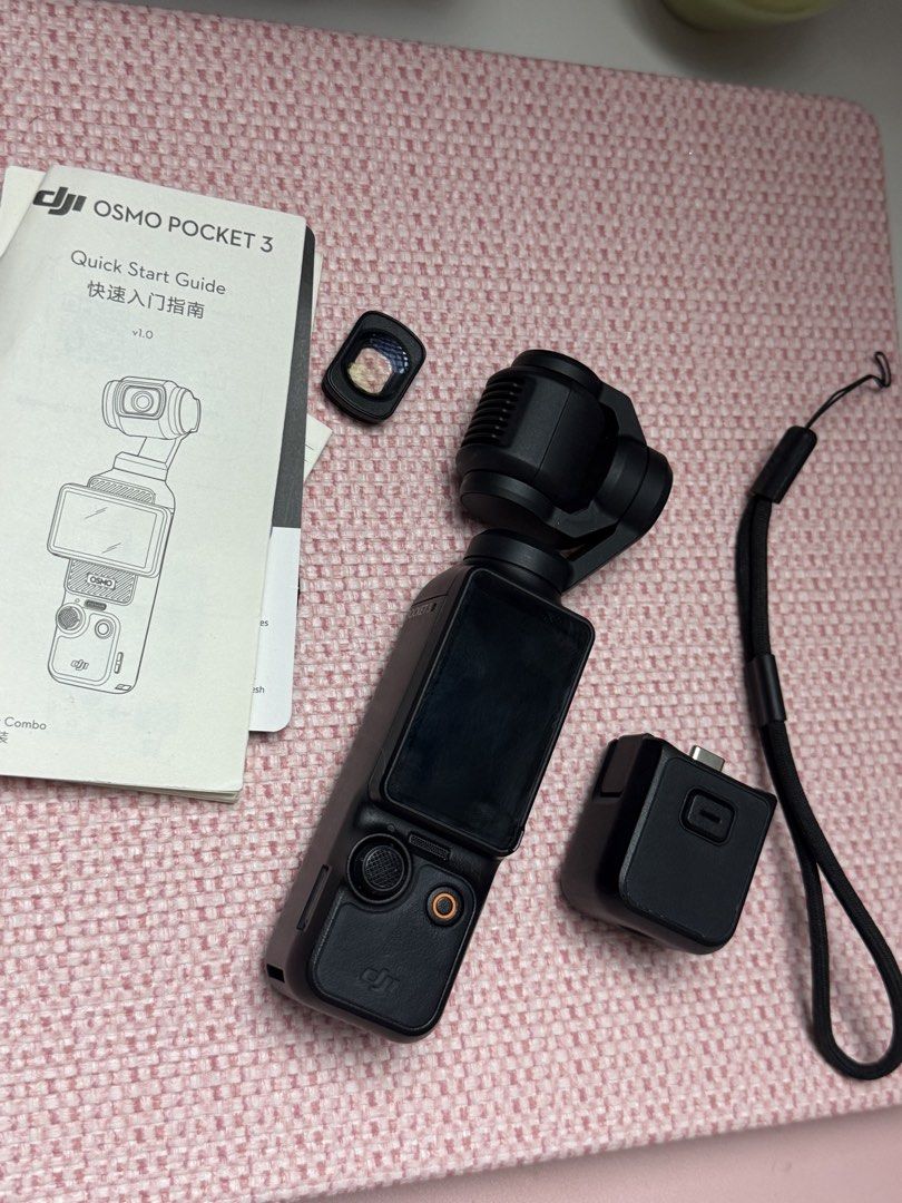 DJI Osmo Pocket 3 Standard Combo (Category: Cameras) located in Marikina City. Submitted by aerasbeautyhouse (Listing ID 1468607535, Image 2). Description: DJI Osmo Pocket 3 Standard Combo Inclusions: • Osmo Pocket 3 camera • Protective cover • Handle with 1/4-inch thread • DJI wrist strap • USB-C to USB-C PD cable.