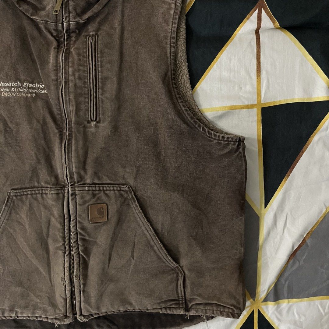 DKB Carhartt Sherpa Lined Vest (2014 Release) (Category: Vests) located in Manila. Submitted by jflipsmnl (Listing ID 1468568283, Image 3). Description: DIMES: 25’27, 28back.