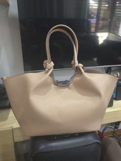 (Category: ) located in . Submitted by hunnyledesma1230 (Listing ID 1468508630, Image 1). Description: .
