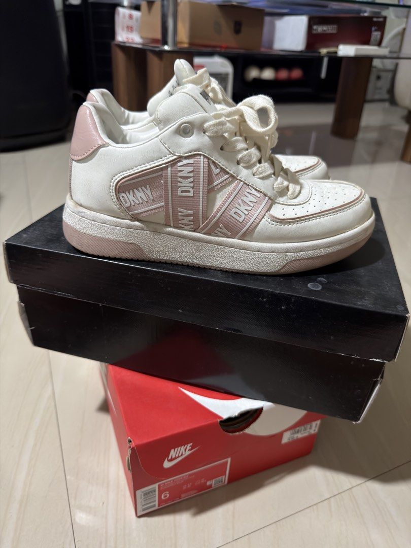 DKNY Olicia Lace Up (Category: Sneakers) located in Mabalacat. Submitted by madsnicdao (Listing ID 1468542657, Image 2). Description: .