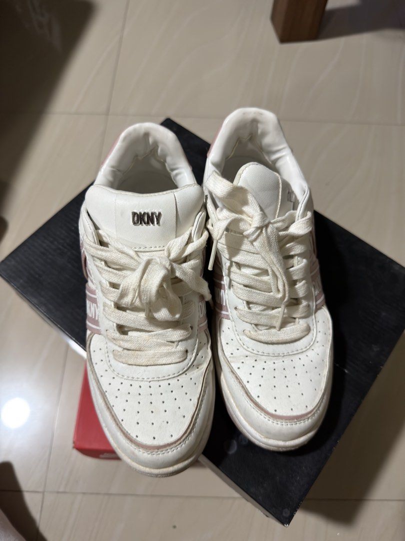 DKNY Olicia Lace Up (Category: Sneakers) located in Mabalacat. Submitted by madsnicdao (Listing ID 1468542657, Image 3). Description: .