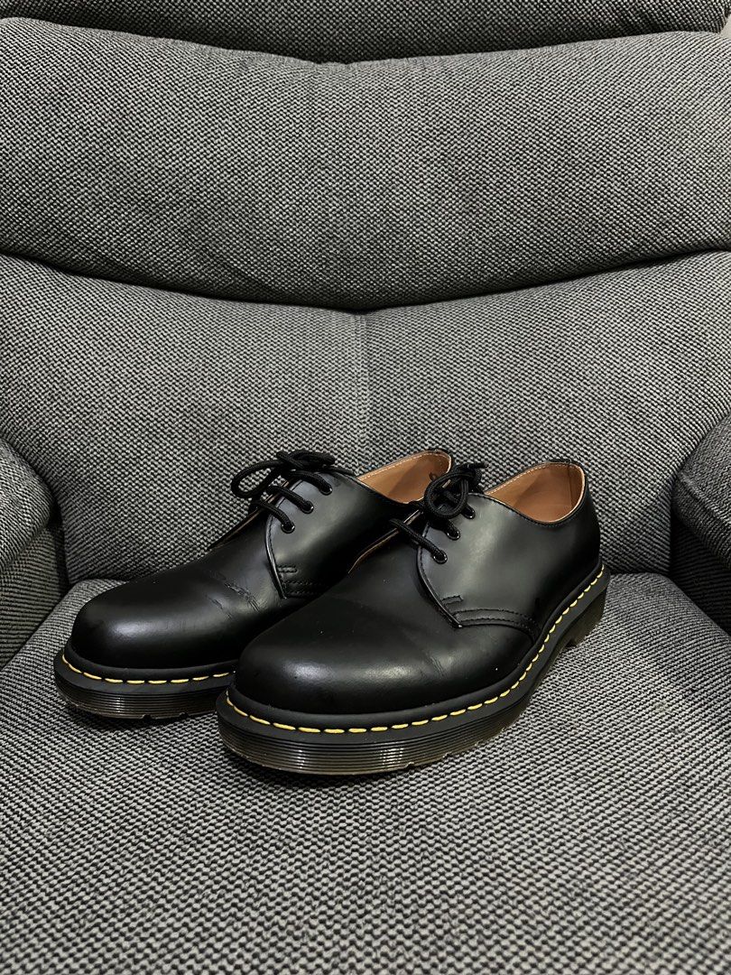 Doc Martens 1461 Oxford Shoes (Category: Casual Shoes) located in Baguio. Submitted by whatthestore (Listing ID 1468639795, Image 1). Description: .