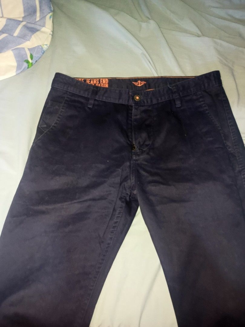 DOCKER'S PANTS NAVY (Category: Jeans) located in Cagayan de Oro. Submitted by cortesjosh81 (Listing ID 1468528028, Image 1). Description: pm details rfs: decluttering.