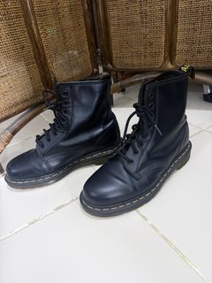 (Category: ) located in . Submitted by marias_wardrobe (Listing ID 1468506727, Image 1). Description: .