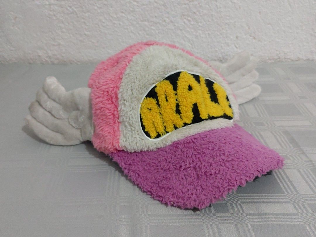 Dr. Slump Arale Rare Hat Cap 2008 Anime Merchandise (Category: Caps & Hats) located in Cebu City. Submitted by thrifthuntsph (Listing ID 1468687905, Image 1). Description: need slight cleaning. good condition. good collection for collectors.