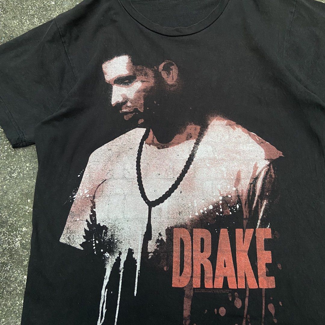 Drake 2011 “Take Care” Era Graphic Tee (Category: Tshirts & Polo Shirts ) located in Angeles City. Submitted by eriellynnthrifts (Listing ID 1468628237, Image 2). Description: 19x26 S on tag Good Condition. See photo for details 350 Angeles City Pampanga.