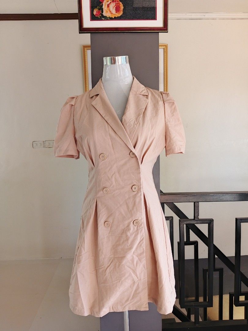 Dress perfect for any events (Category: Dresses) located in Tabuk. Submitted by andengg.flower (Listing ID 1468569776, Image 3). Description: .
