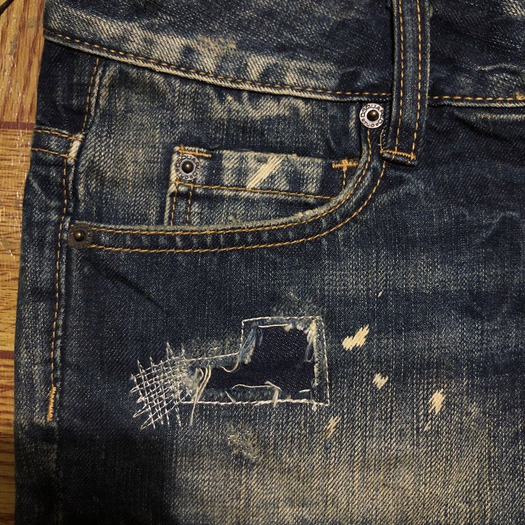 DSQUARED2 DISTRESSED DENIM SHORT (Category: Shorts) located in Dasmarinas. Submitted by cornyxmessy (Listing ID 1468680069, Image 3). Description: waist - 30 length - 9.5.