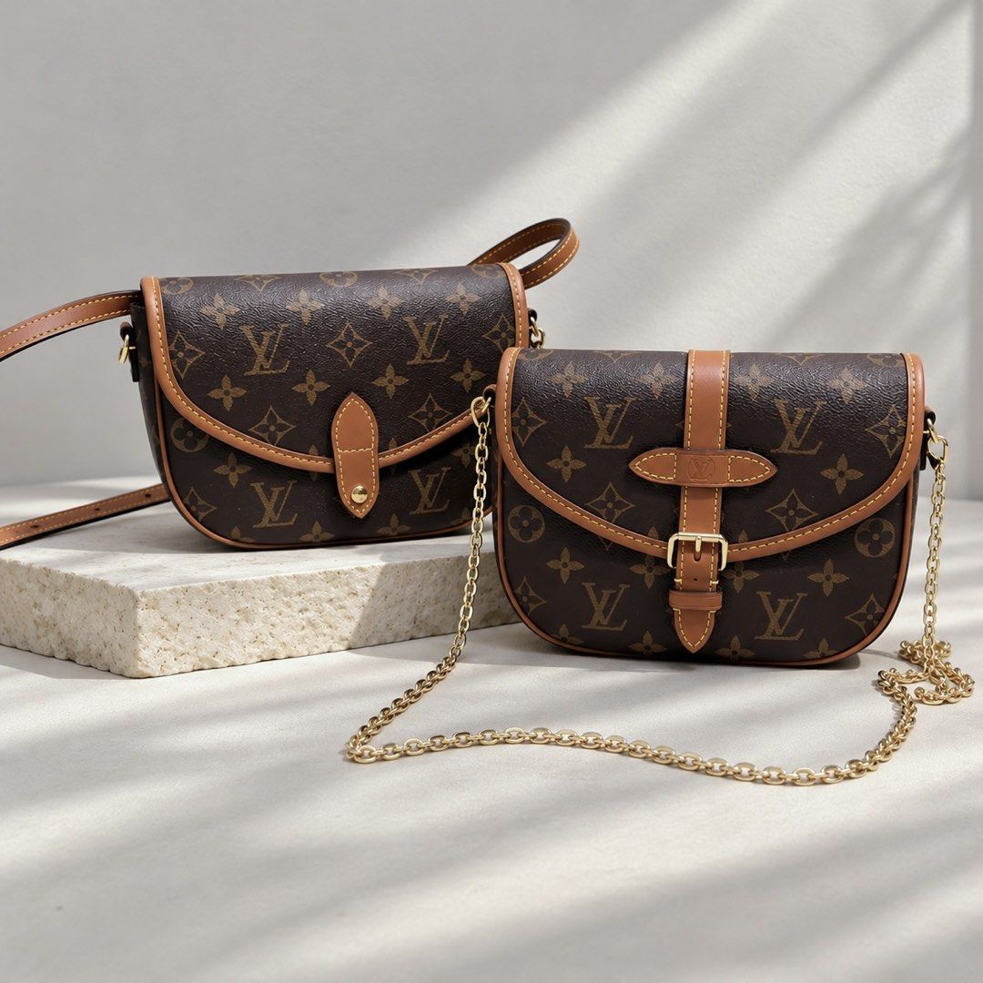 Duo BB (Category: Luxury Bags & Wallets) located in Manila. Submitted by minimaison (Listing ID 1468576966, Image 1). Description: .