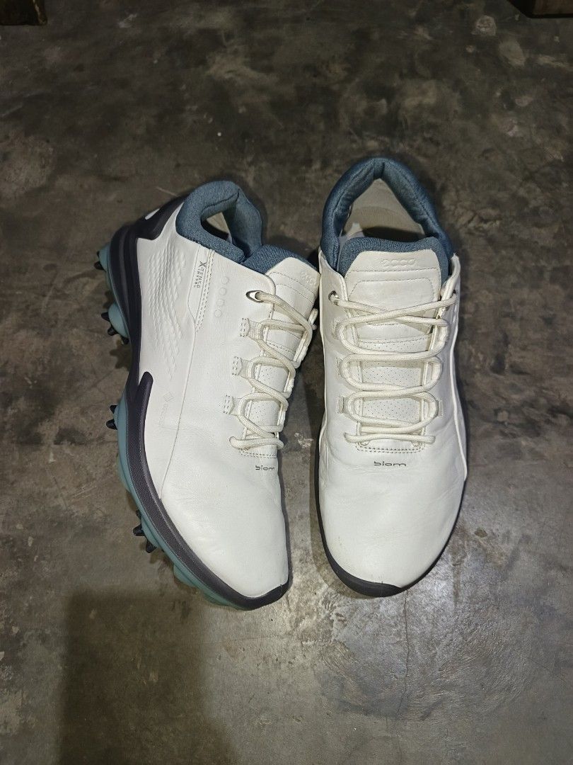 ECCO BIOM GOLF SHOES US8. 5 EXCELLENT CONDITION (Category: Casual Shoes) located in Davao. Submitted by judethrifter (Listing ID 1468668668, Image 2). Description: .