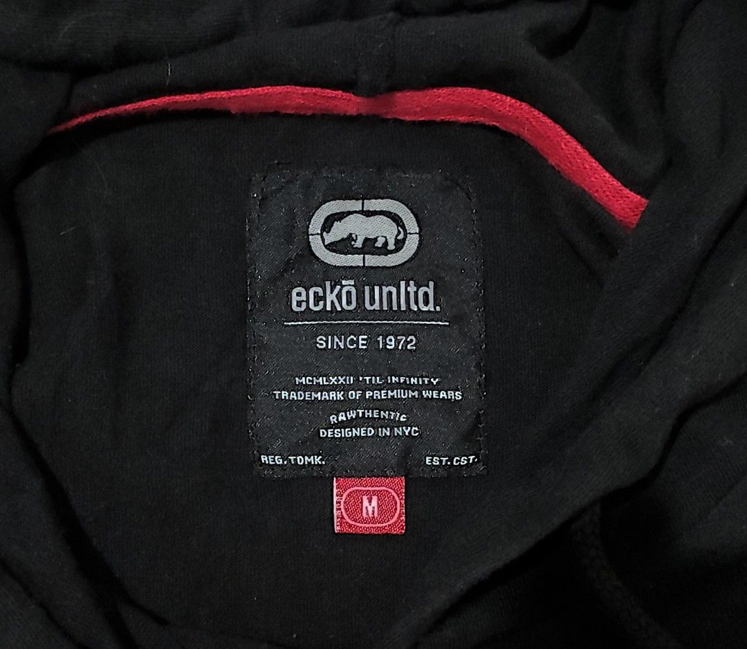 Ecko Unltd Black Red Hoodie Men's Medium (Category: Coats, Jackets and Outerwear) located in Cebu City. Submitted by thrifthuntsph (Listing ID 1468672939, Image 3). Description: thin cotton material.